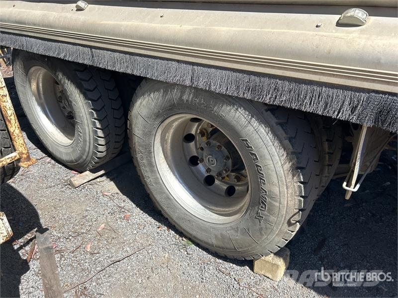 Iveco Powerstar 6x4 T/A Dump Truck (Inoperable) Kipper