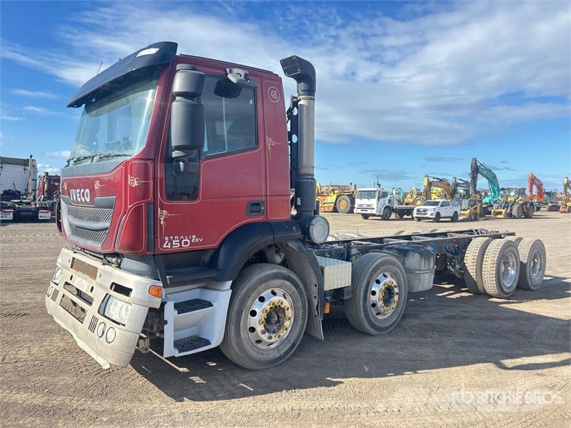 Iveco Stralis 450 Cabins and interior