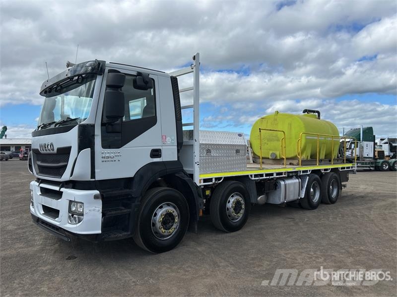 Iveco Stralis 500 8x4 Twin-Steer Flatbed Truck 平板式/側卸式卡車