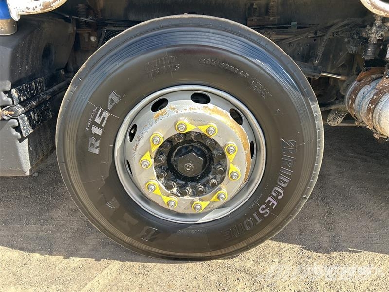 Iveco Stralis AT 500 8x4 Twin-Steer Flatbed Truck شاحنات مسطحة/مفصلية الجوانب