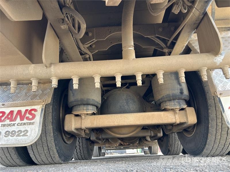 Iveco Stralis AT 500 8x4 Twin-Steer Flatbed Truck شاحنات مسطحة/مفصلية الجوانب