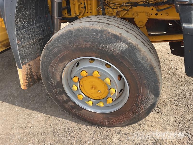 Iveco Trakker AD450 18000 L 6x6 Water Truck Поливальні машини