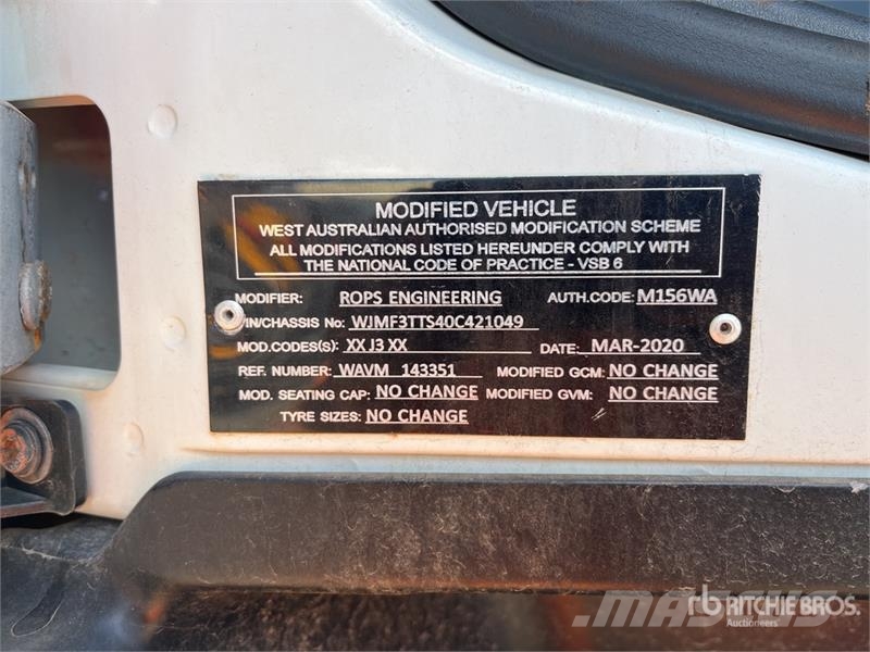 Iveco Trakker AD450 18000 L 6x6 Water Truck Поливальні машини