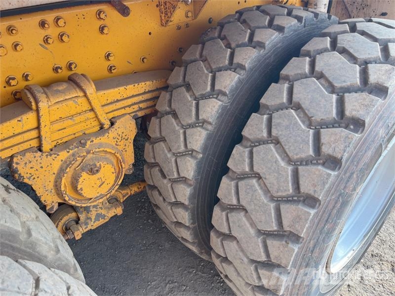 Iveco Trakker AD450 18000 L 6x6 Water Truck Поливальні машини