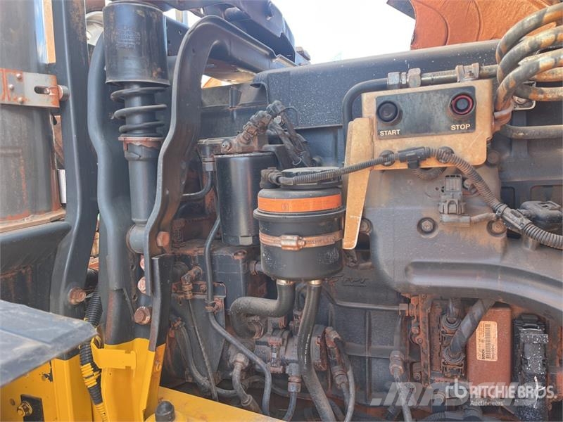 Iveco Trakker AD450 18000 L 6x6 Water Truck Поливальні машини