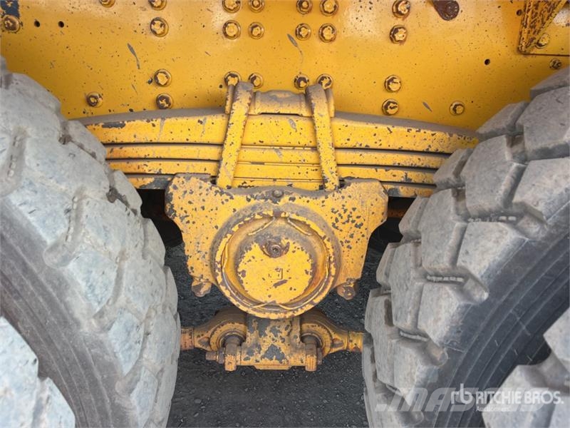 Iveco Trakker AD450 18000 L 6x6 Water Truck Поливальні машини