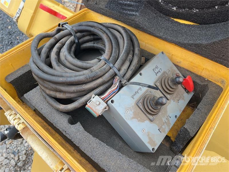 J E S TH4500 Tyre Handler - Fits Cat 972 Egyéb alkatrészek