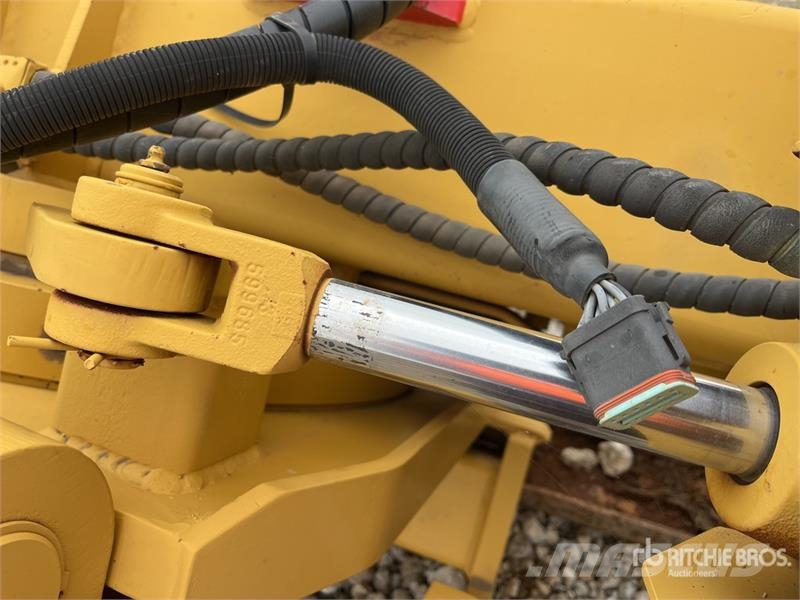J E S TH4500 Tyre Handler - Fits Cat 972 Egyéb alkatrészek