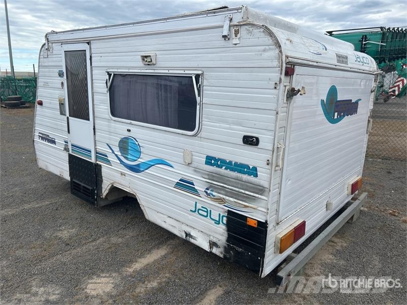 Jayco Freedom 3.7 m x 2.3 m 4 Person Pop Top Truck Mount Kitos priekabos