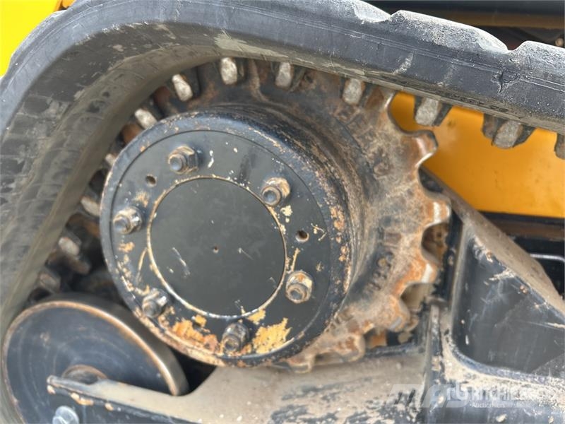 JCB 3TS-8T Two-Speed Compact Track Loader Chargeuse compacte