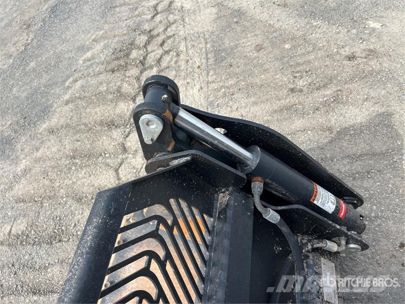 JCB 3TS-8T Two-Speed Compact Track Loader Chargeuse compacte