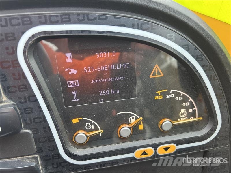 JCB 525-60 伸缩臂叉装车|叉装车