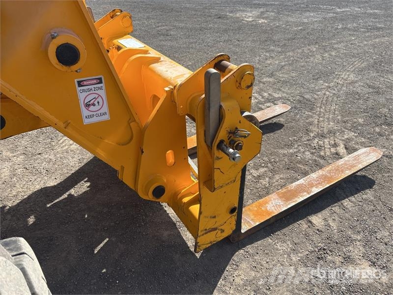 JCB 560-80 Telehandler Carretillas telescópicas