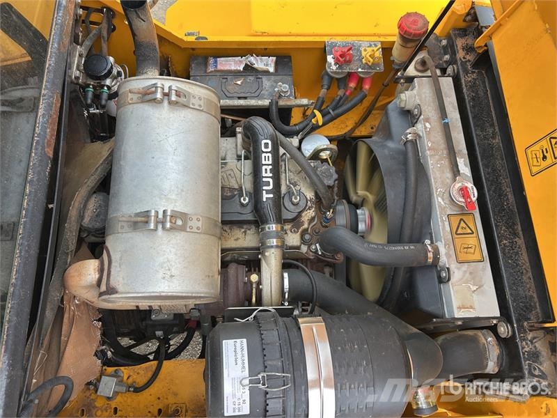 JCB 9304 4x4 Rough Terrain Forklift Caminhão todo-o-terreno
