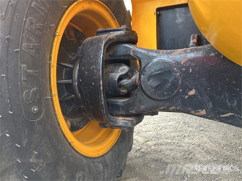 JCB 9304 4x4 Rough Terrain Forklift Caminhão todo-o-terreno