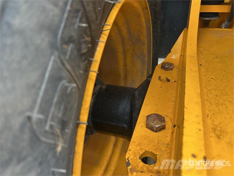 JCB 9304 4x4 Rough Terrain Forklift Caminhão todo-o-terreno