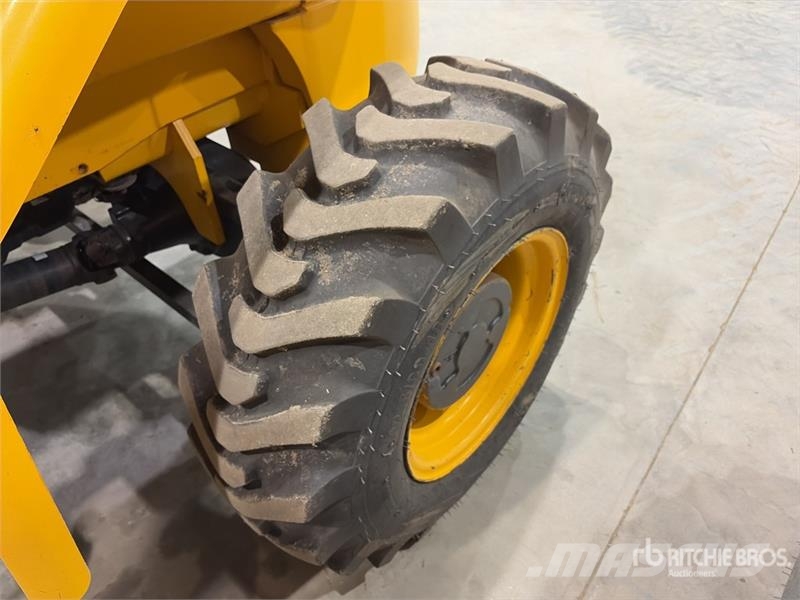 JCB 9304 4x4 Rough Terrain Forklift Maastotrukit