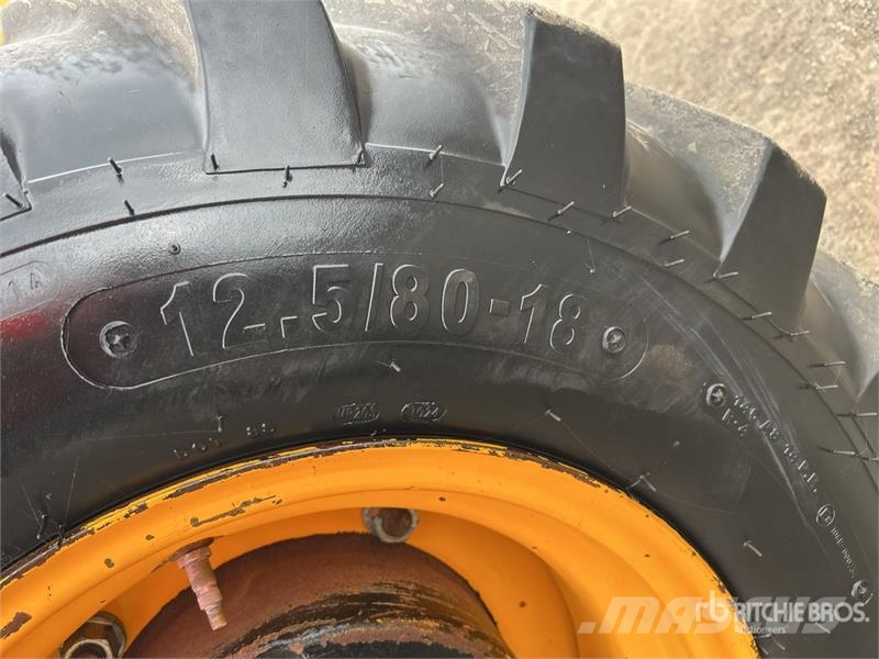 JCB 9304 4x4 Rough Terrain Forklift Caminhão todo-o-terreno