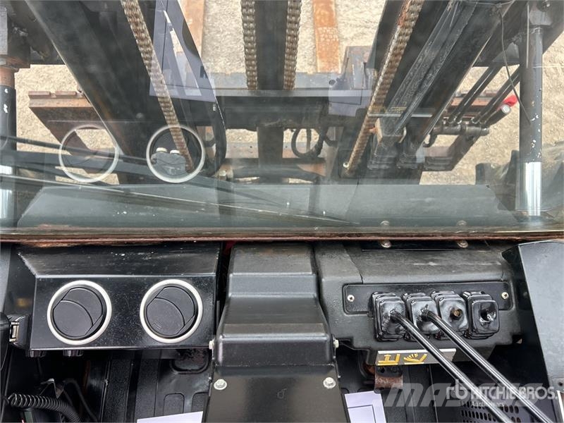 JCB 9304 4x4 Rough Terrain Forklift Caminhão todo-o-terreno