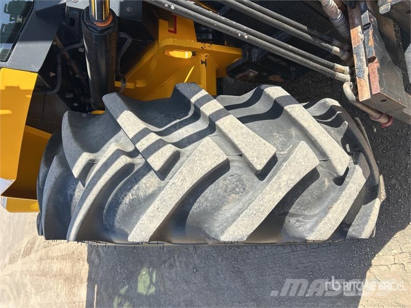 JCB 9404 4000 kg 4x4 Rough Terrain Forklift Tereptargonca