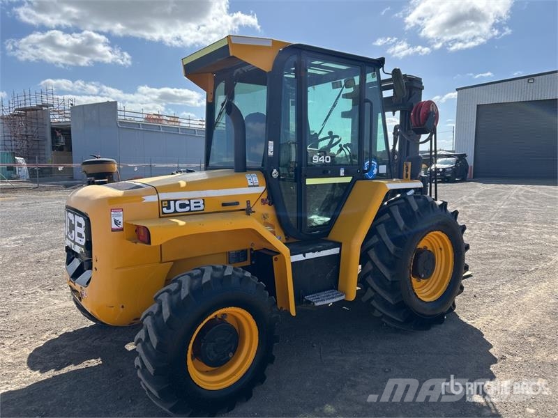 JCB 9404 4000 kg 4x4 Rough Terrain Forklift Tereptargonca
