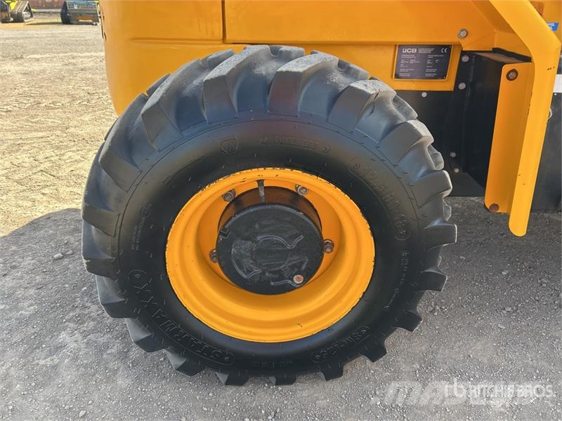 JCB 9404 4000 kg 4x4 Rough Terrain Forklift Tereptargonca