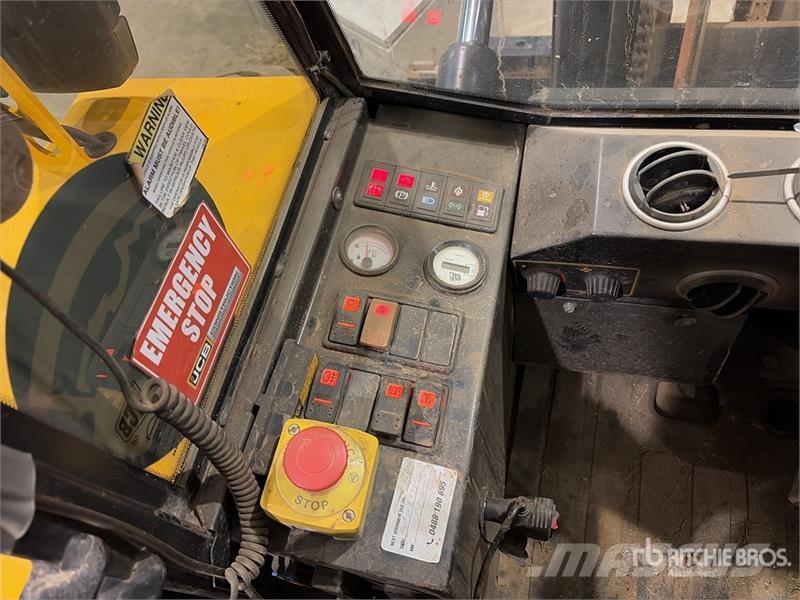 JCB 9404 4x4 Rough Terrain Forklift شاحنات الطرق الوعرة