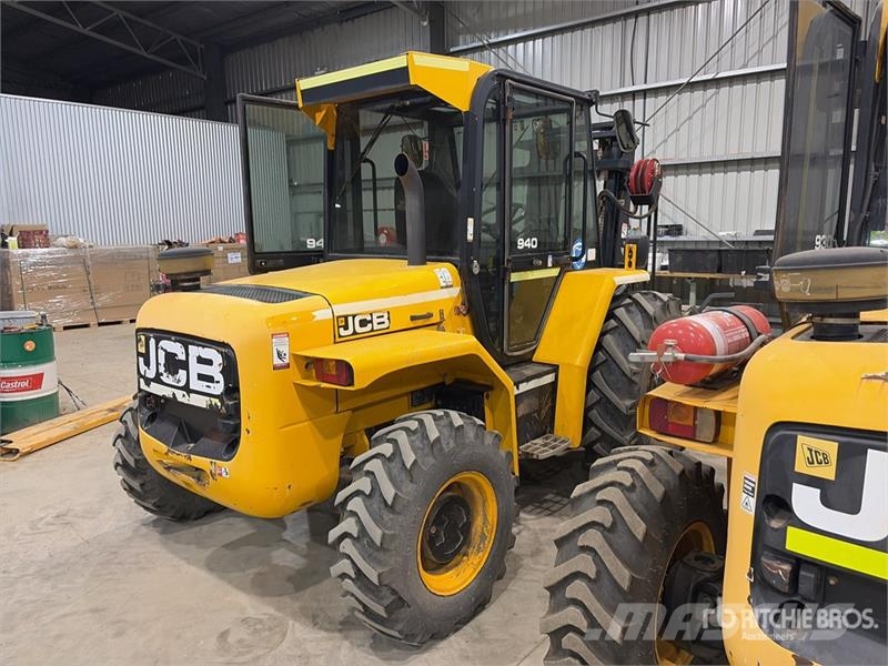 JCB 9404 4x4 Rough Terrain Forklift شاحنات الطرق الوعرة