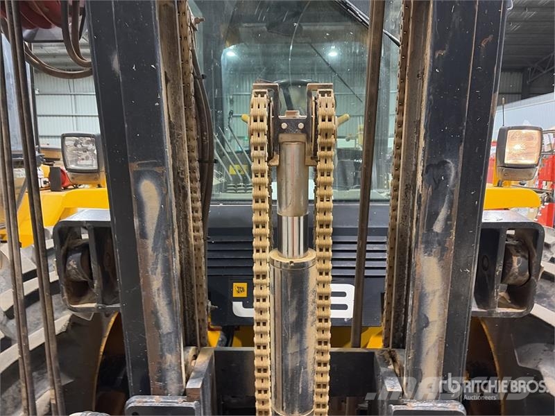 JCB 9404 4x4 Rough Terrain Forklift شاحنات الطرق الوعرة