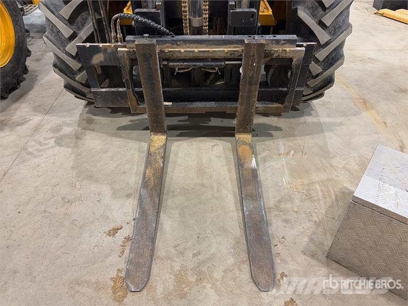JCB 9404 4x4 Rough Terrain Forklift شاحنات الطرق الوعرة