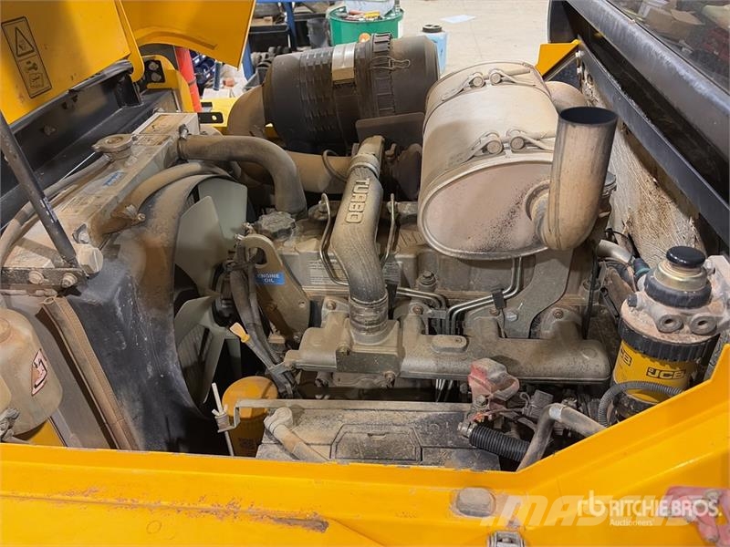 JCB 9404 4x4 Rough Terrain Forklift شاحنات الطرق الوعرة