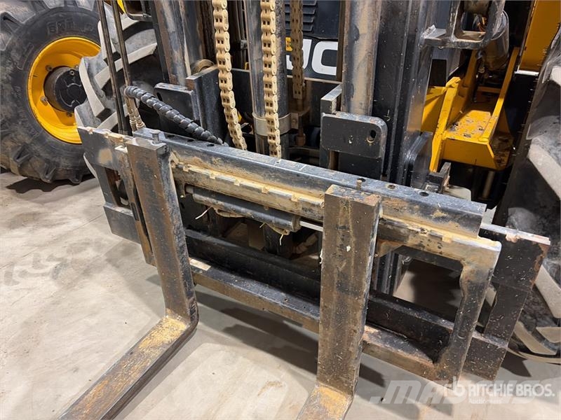 JCB 9404 4x4 Rough Terrain Forklift شاحنات الطرق الوعرة