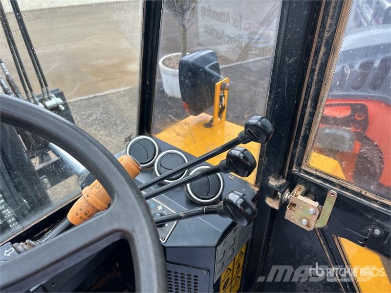 JCB 945-4 4500 kg 4x4 Rough Terrain Forklift Carretillas elevadoras todo terreno
