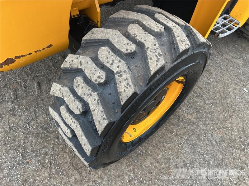 JCB 945-4 4500 kg 4x4 Rough Terrain Forklift Carretillas elevadoras todo terreno