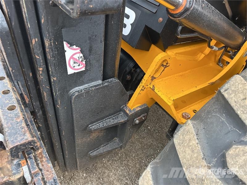 JCB 945-4 4500 kg 4x4 Rough Terrain Forklift Carretillas elevadoras todo terreno
