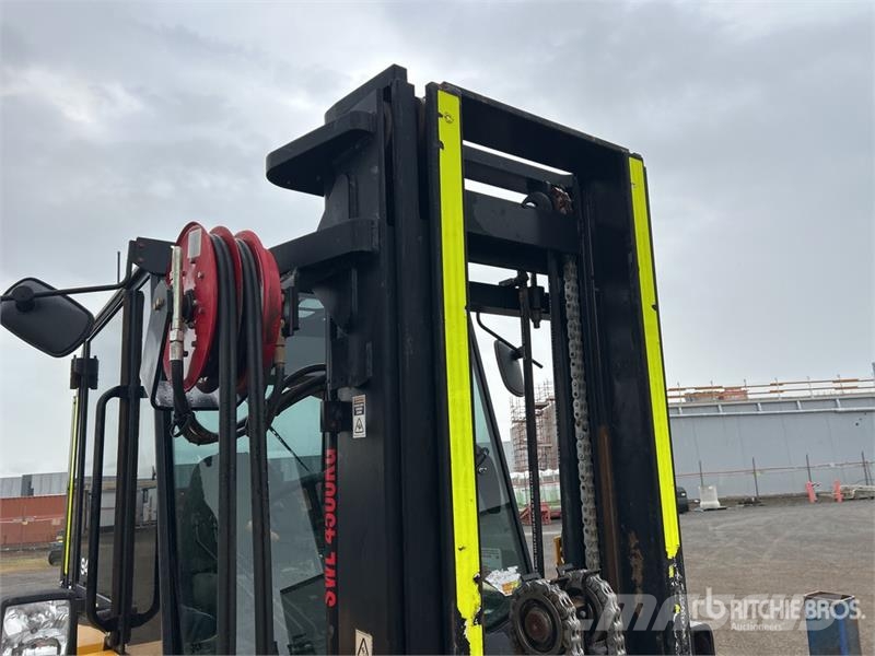 JCB 945-4 4500 kg 4x4 Rough Terrain Forklift Carretillas elevadoras todo terreno