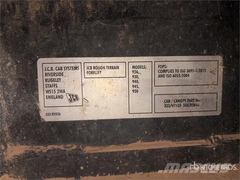 JCB 945-4 4x4 Rough Terrain Forklift شاحنات الطرق الوعرة