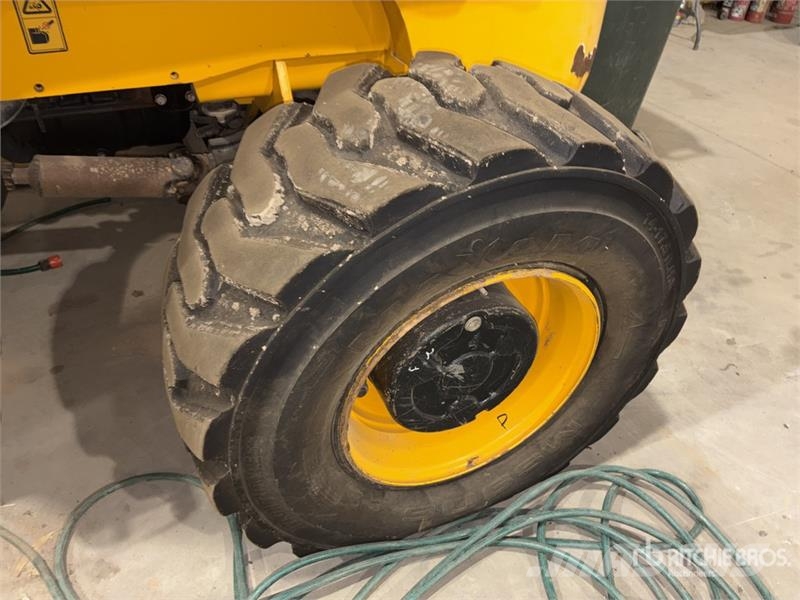 JCB 945-4 4x4 Rough Terrain Forklift شاحنات الطرق الوعرة