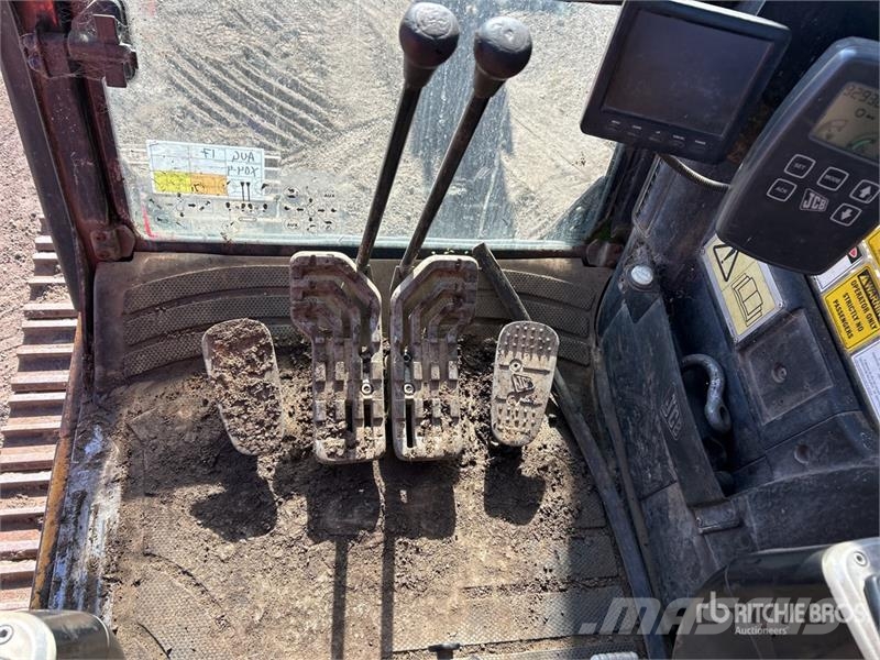 JCB JS220 LC Tracked Excavator Lánctalpas kotrók