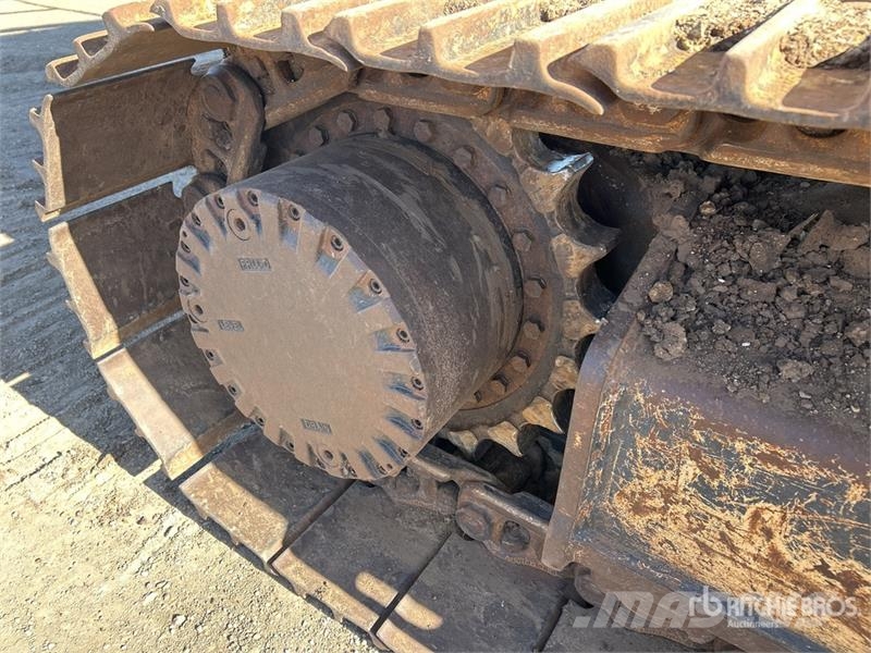 JCB JS220 LC Tracked Excavator Lánctalpas kotrók
