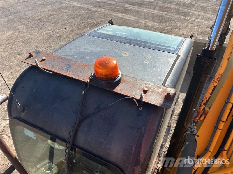 JCB JS220 LC Tracked Excavator Lánctalpas kotrók