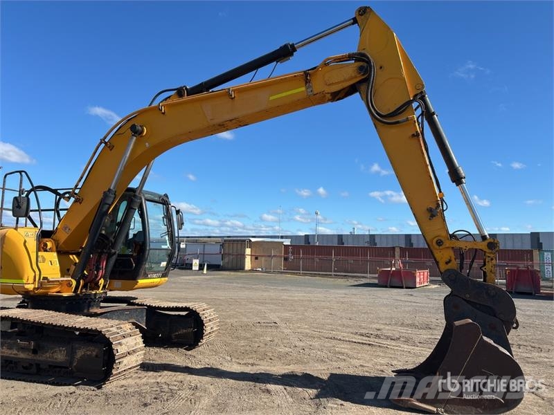JCB JS220 LC Tracked Excavator Lánctalpas kotrók