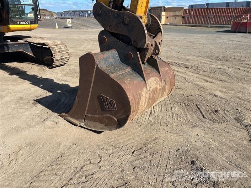 JCB JS220 LC Tracked Excavator Lánctalpas kotrók