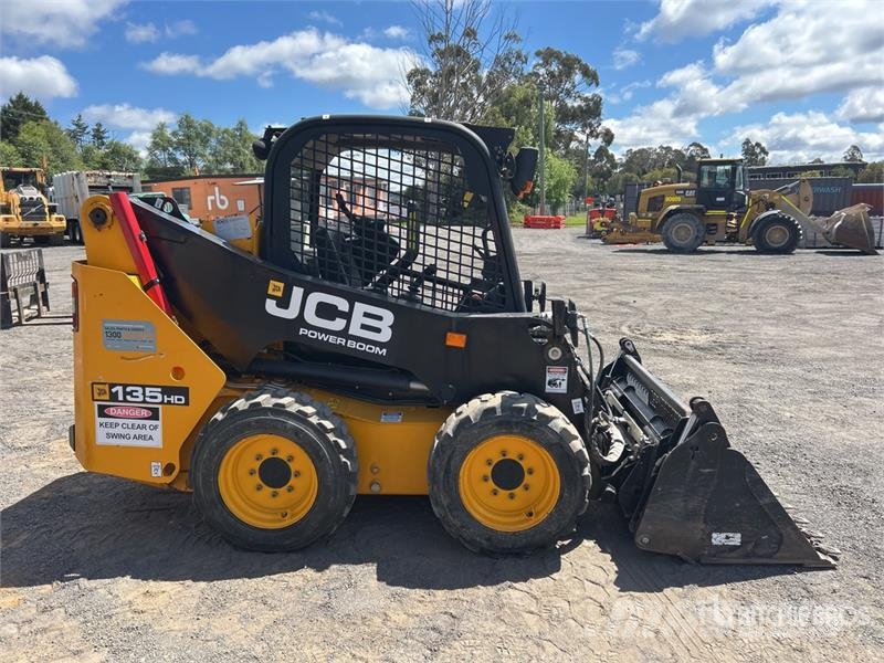 JCB SSL 135HD Skid Steer Loader Smykem řízené nakladače