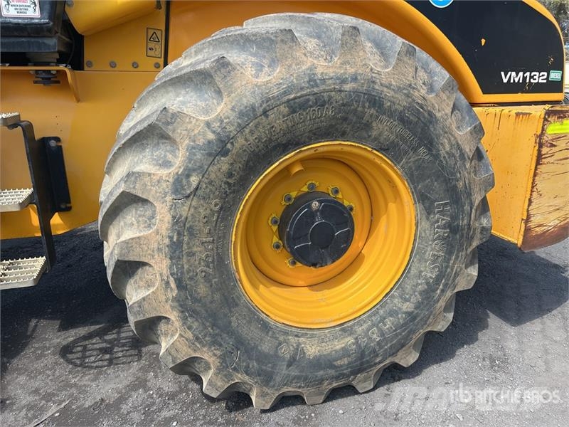 JCB Vibromax VM132PD Padfoot Drum Compactor Single drum rollers
