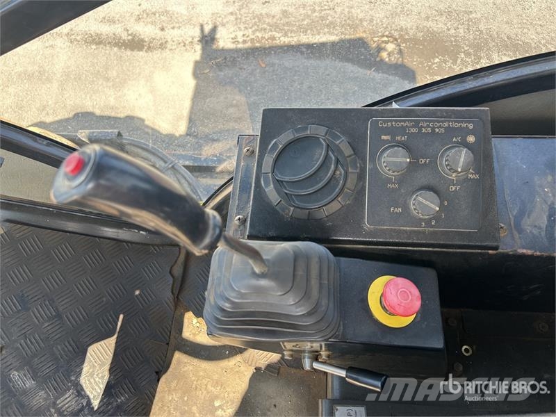 JCB Vibromax VM132PD Padfoot Drum Compactor Single drum rollers
