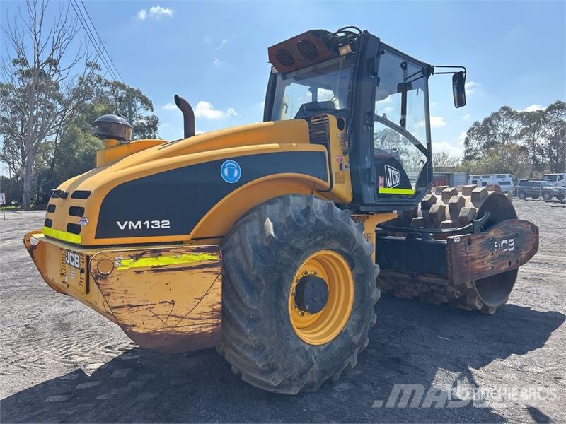 JCB Vibromax VM132PD Padfoot Drum Compactor Single drum rollers