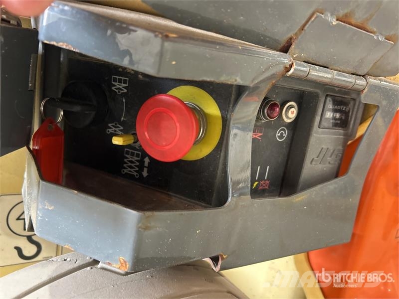 JLG 1930 ES Electric Scissor Lift Scissor lifts