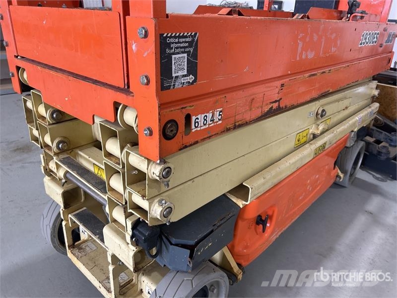 JLG 1930 ES Electric Scissor Lift Scissor lifts