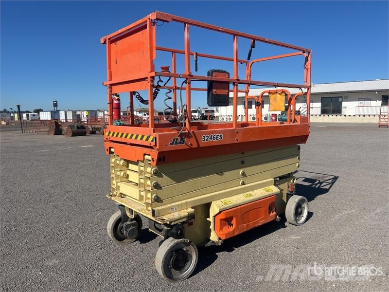 JLG 3246ES Electric Scissor Lift رافعات مقصية الشكل